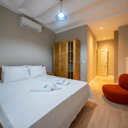 Historic 1 Bedroom Galata Apt-heart Of Kuledibi 2 * Istambul